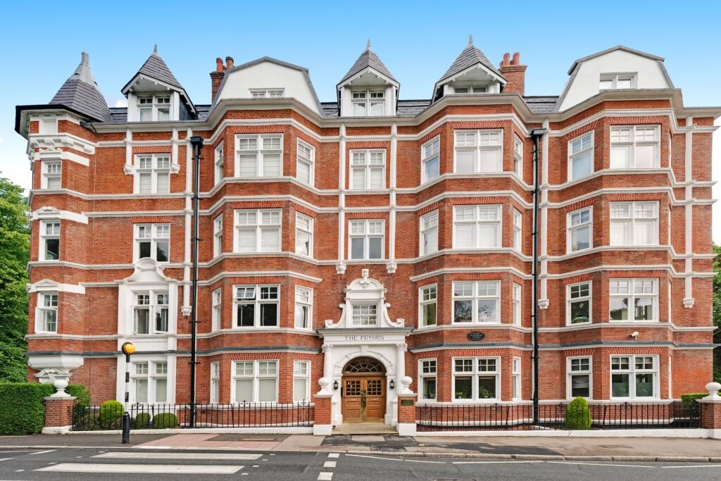 2-bed flat on East Heath Road, London, NW3, £1,500,000