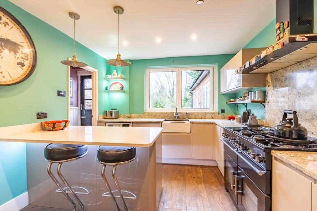 Additional image 5 of Radlett Road, Frogmore, St. Albans, Hertfordshire, AL2