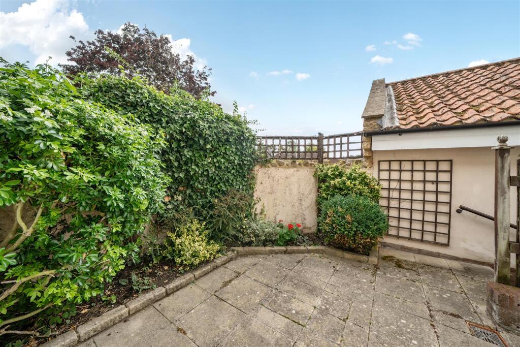 Ashcombe Court, Ilminster photo 4