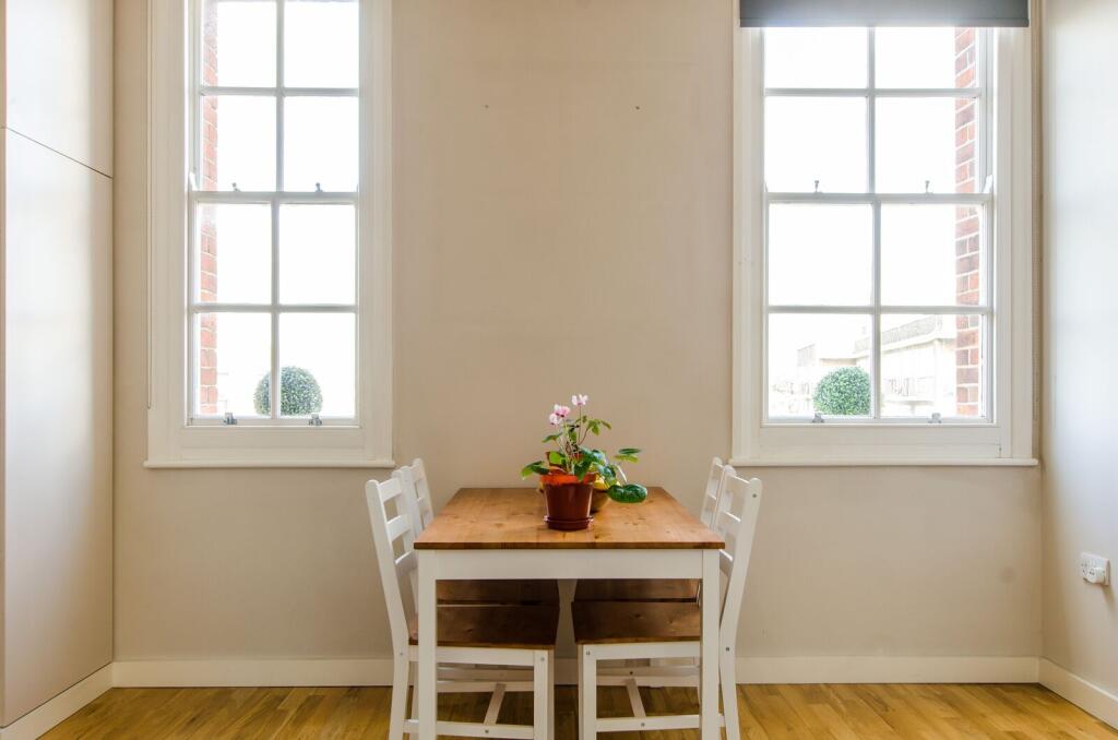 Apartment in London - View 5