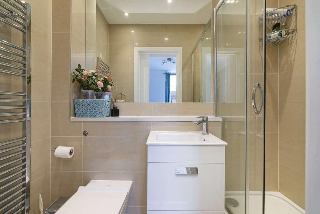 Apartment in London - More