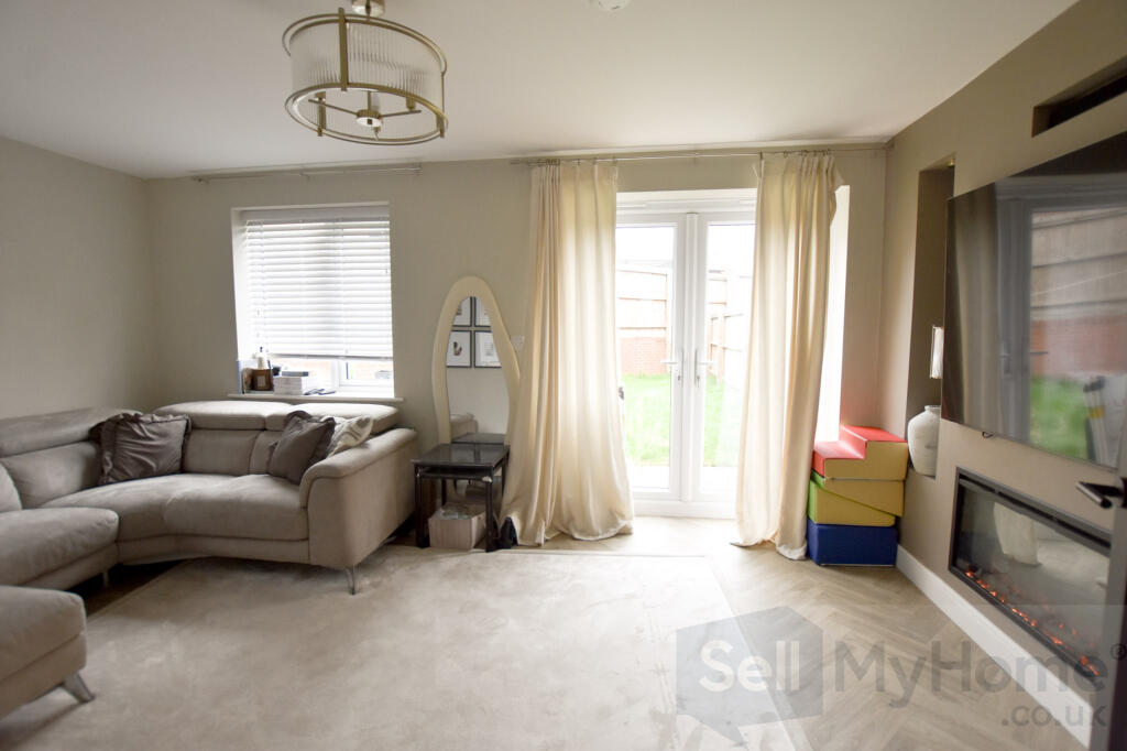 House in Leicester - More