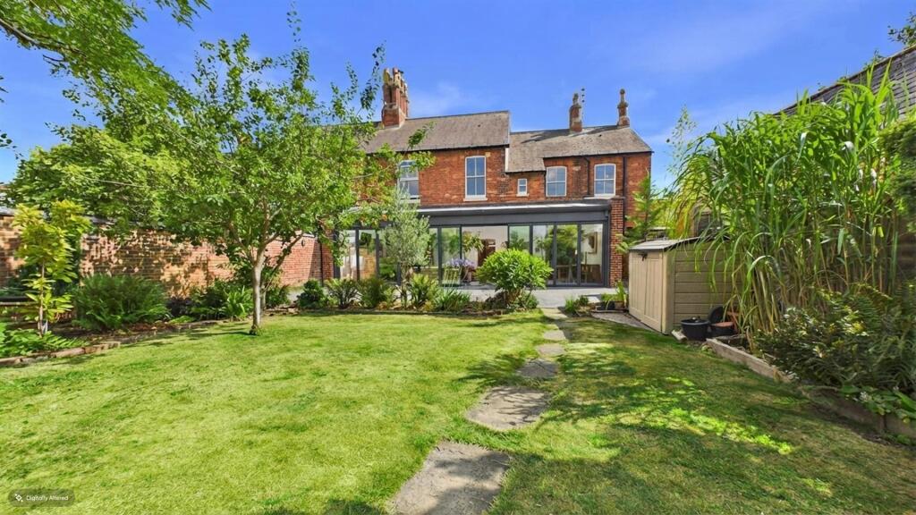 House in Peterborough - View 2