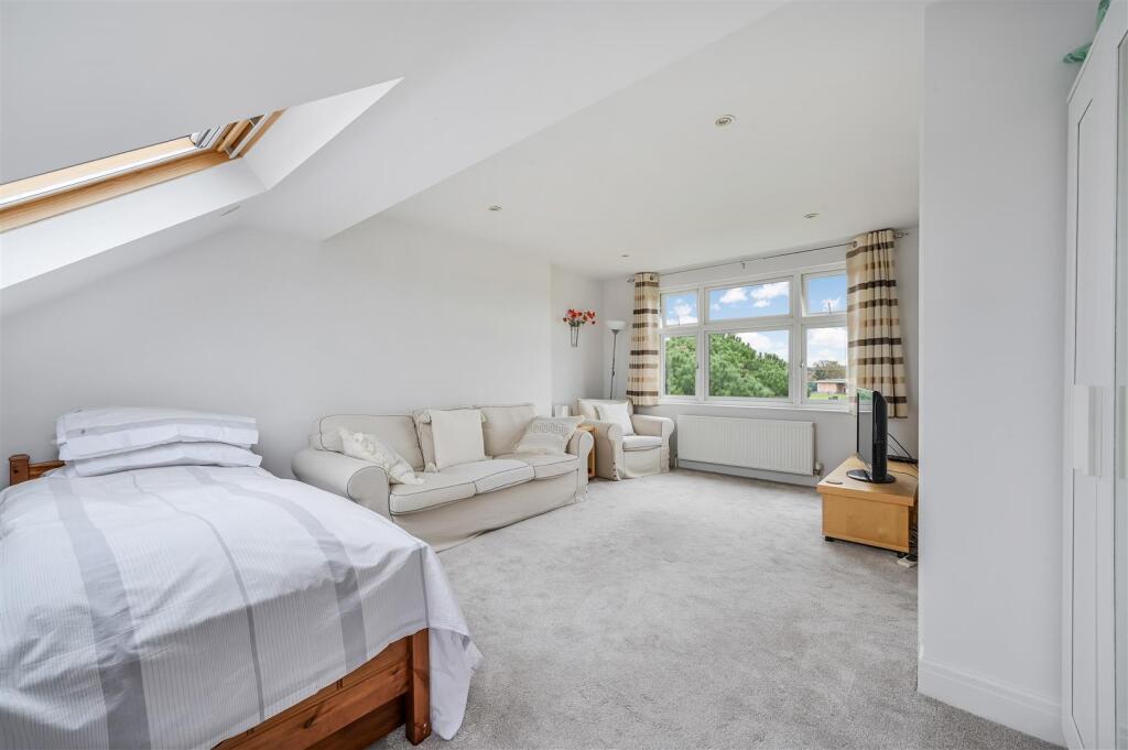 House in London - View 4