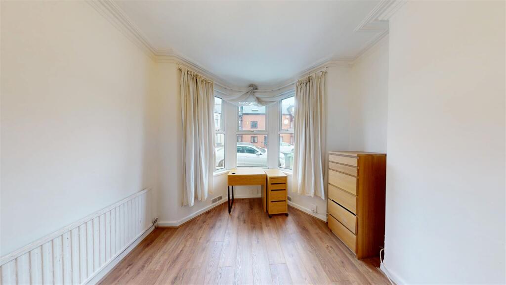 Malefant Street, Cathays, Cardiff photo 4