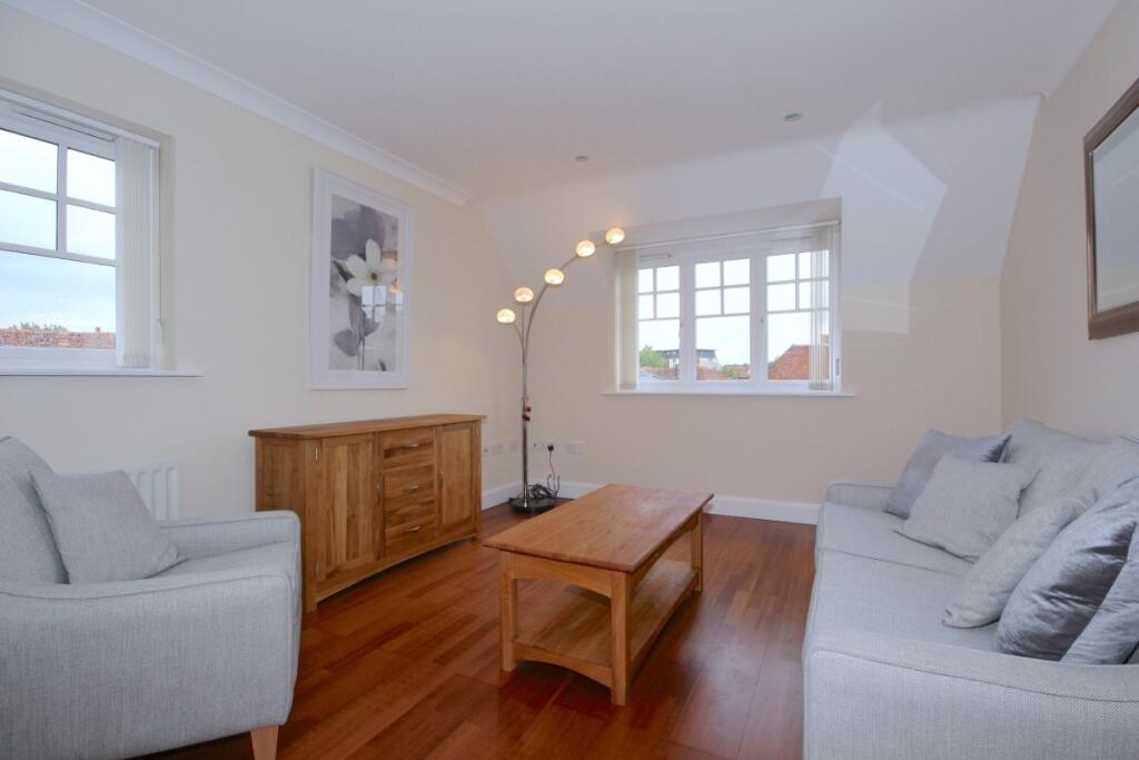 Apartment in Vale of White Horse, Caldecott, Abingdon on Thames - View 6