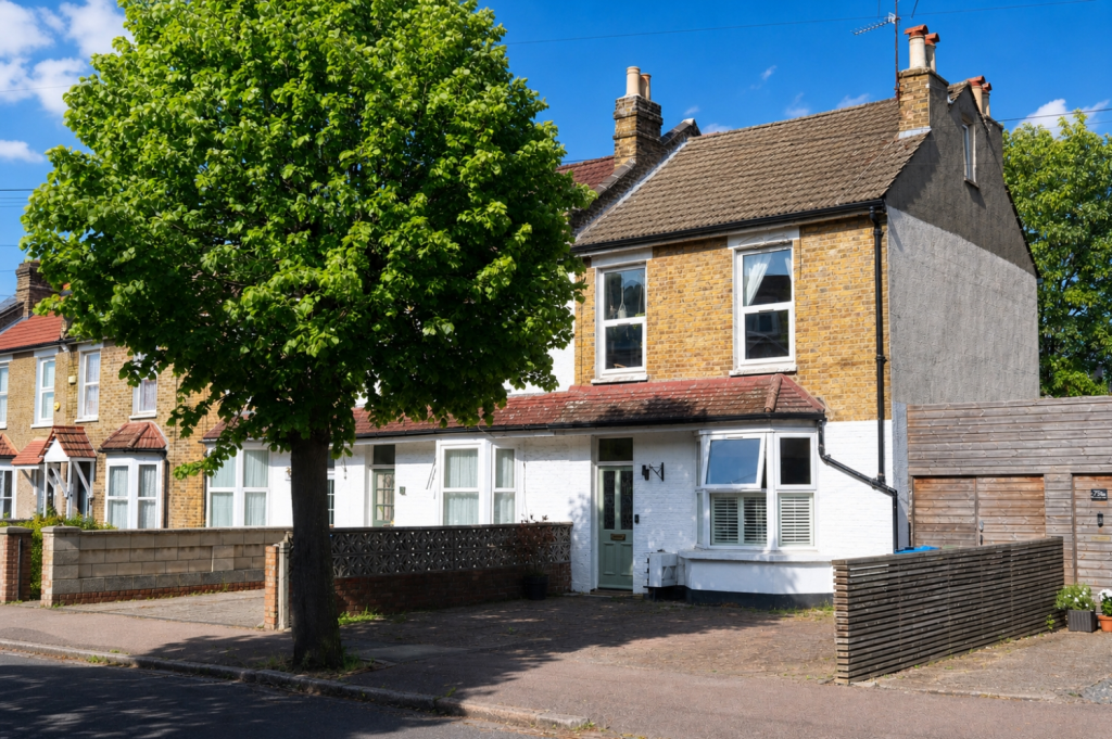 Main image of property: 77 Birchanger Road, London