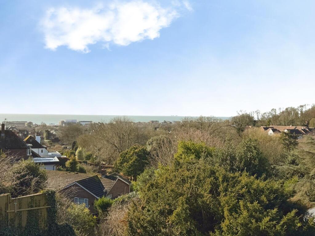 Blackhouse Hill, Hythe photo 3