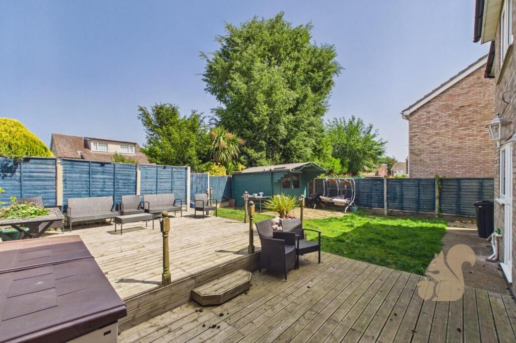Stour View Avenue, Mistley, CO11 photo 4