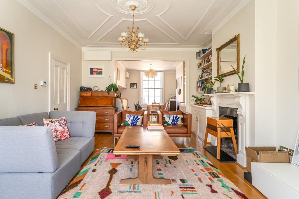 4 bedroom maisonette for rent