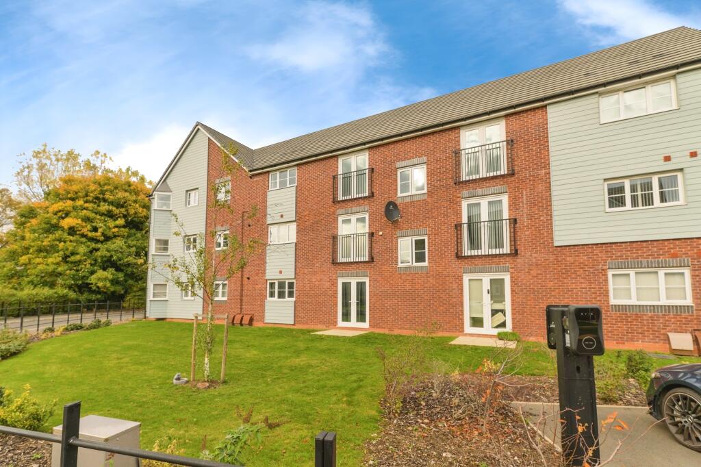 Aldridge Square, Birmingham, B42