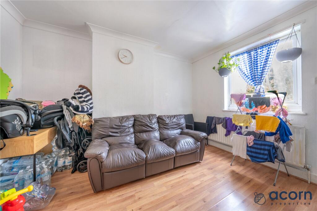 Apartment in London - View 3