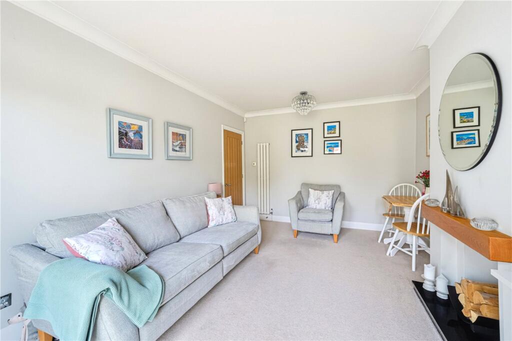 House in Reigate and Banstead, Banstead - View 5