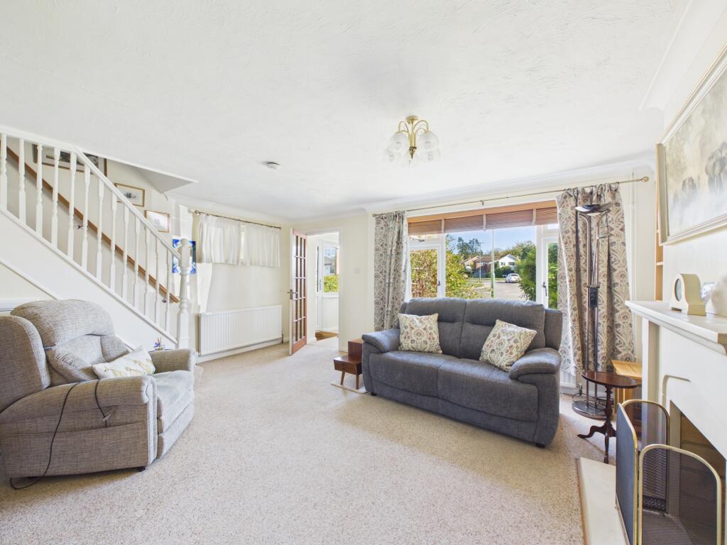 House in Redhill - View 2