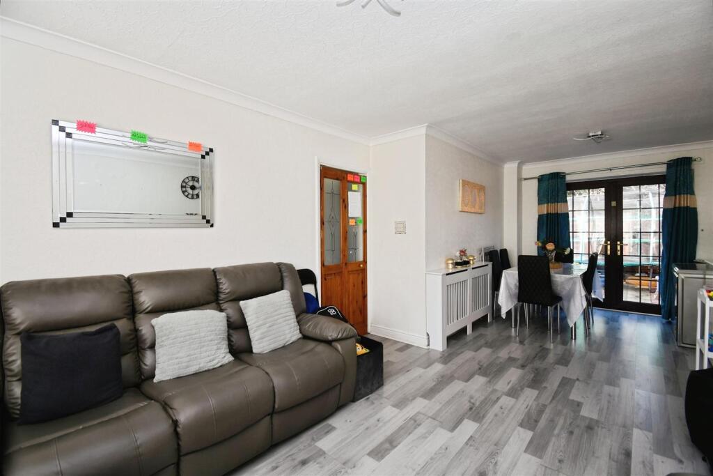 House in Hull, Kingston upon Hull - View 4