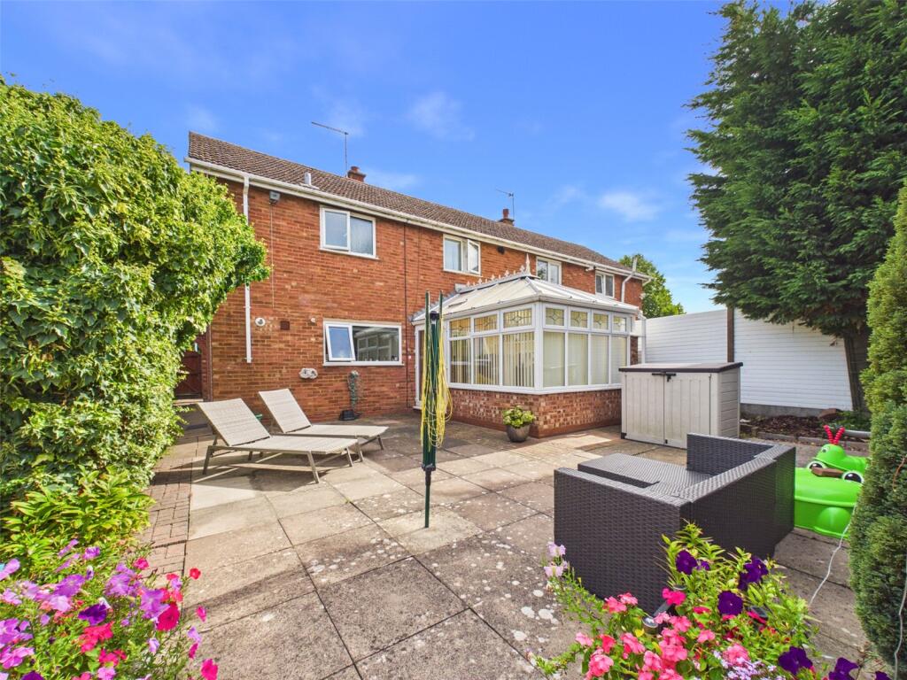 House in Worcester - View 4