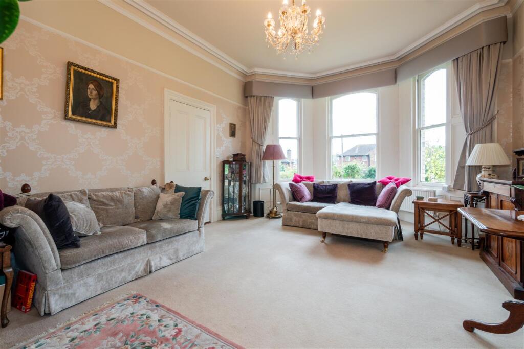 Bentinck Road, Altrincham photo 5