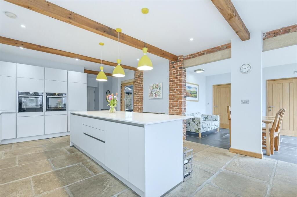 Cooper House Barn, Luddendenfoot, Halifax, HX2 6BX – pohled 3
