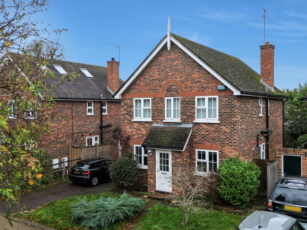 Main image of property: Green Mead, Esher, KT10