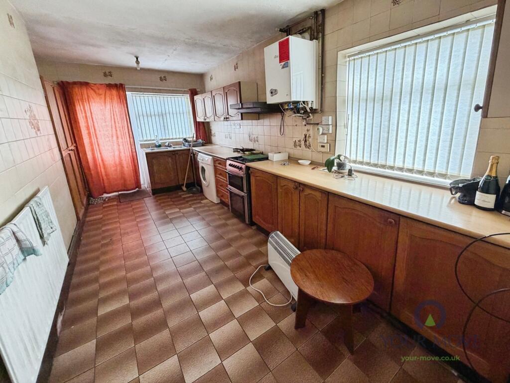 House in Stoke-on-Trent - View 3