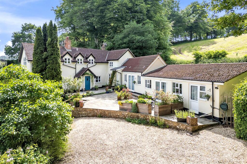 Main image of property: Southleigh, Colyton
