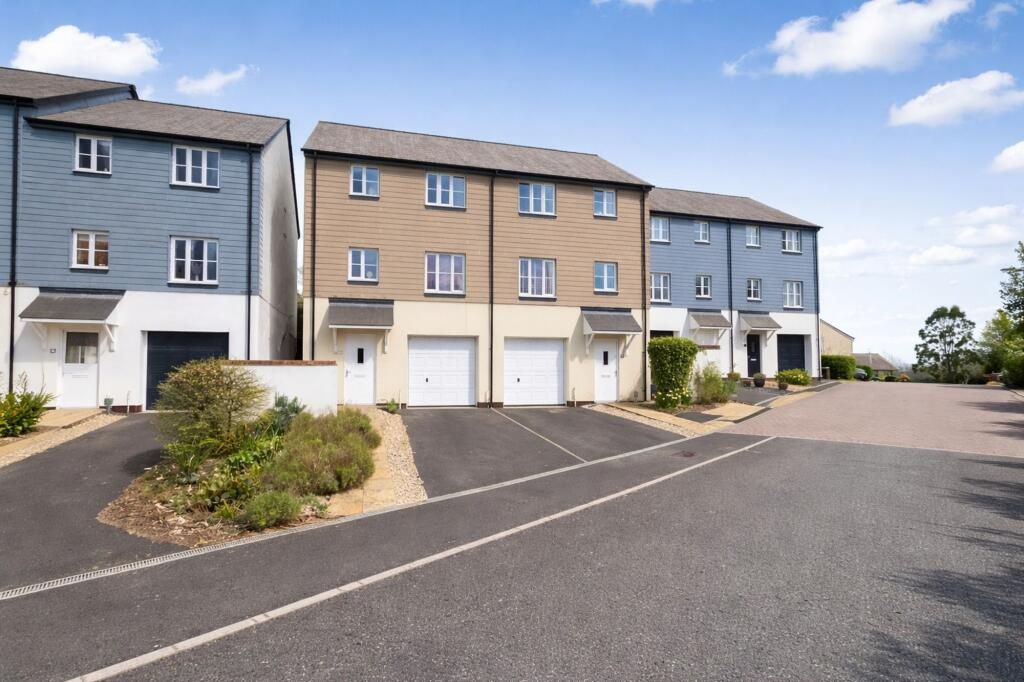 Main image of property: Teign Fort Drive, Kingsteignton, TQ12
