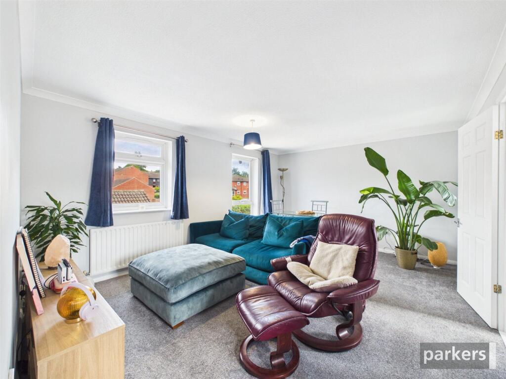 Fleetham Gardens, Lower Earley, Reading, Berkshire, RG6 photo 3
