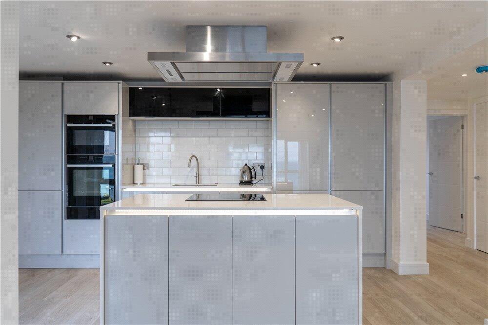 Apartment in Bournemouth - View 5
