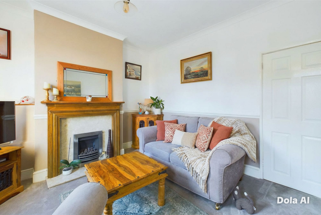 House in Nottingham, Daybrook - View 5