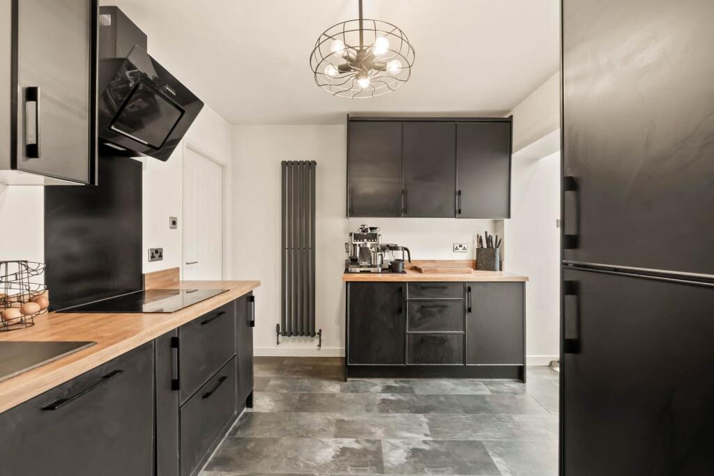 House in Calderdale, West Yorkshire - More