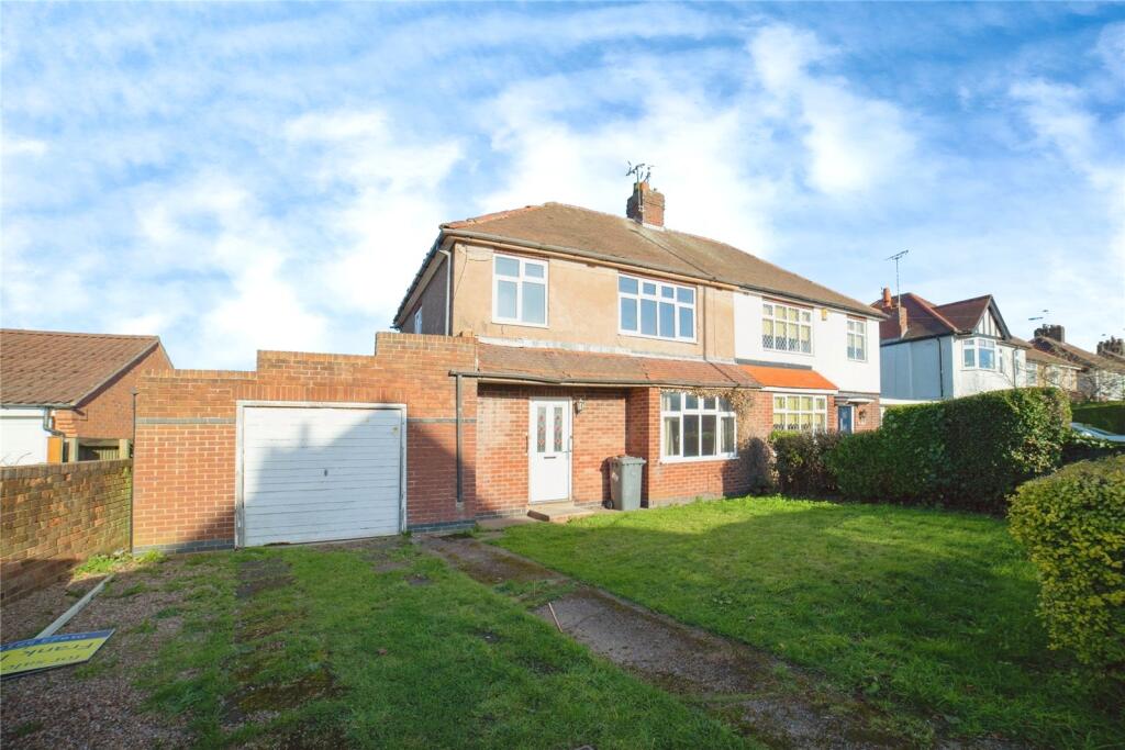 3-bed semi-detached on Mansfield Road, Skegby, Sutton-in-Ashfield, Nottinghamshire, NG17, £130,000