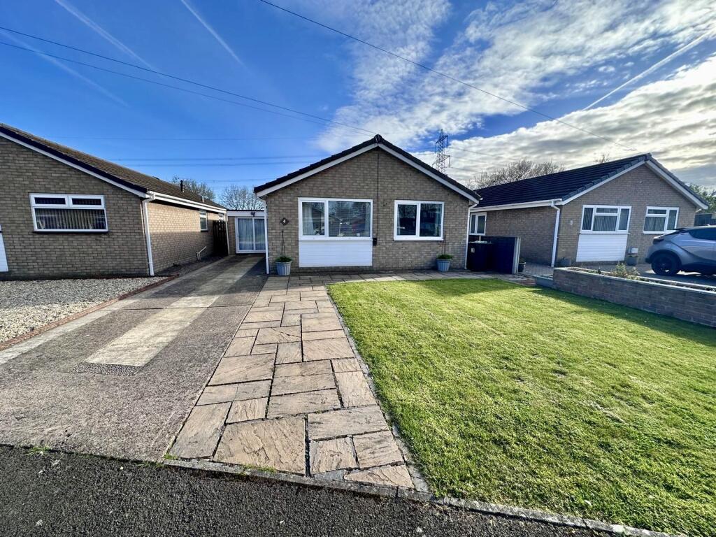 Main image of property: Blackbird Road, Caldicot, Mon. NP26 5RF