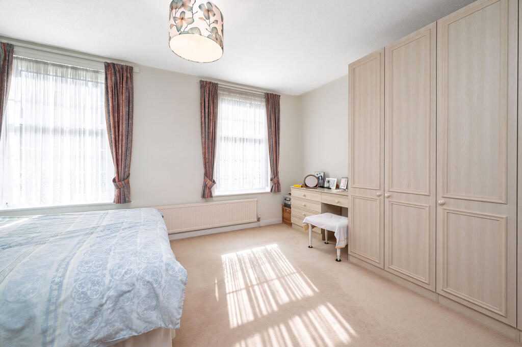 House in London - View 4