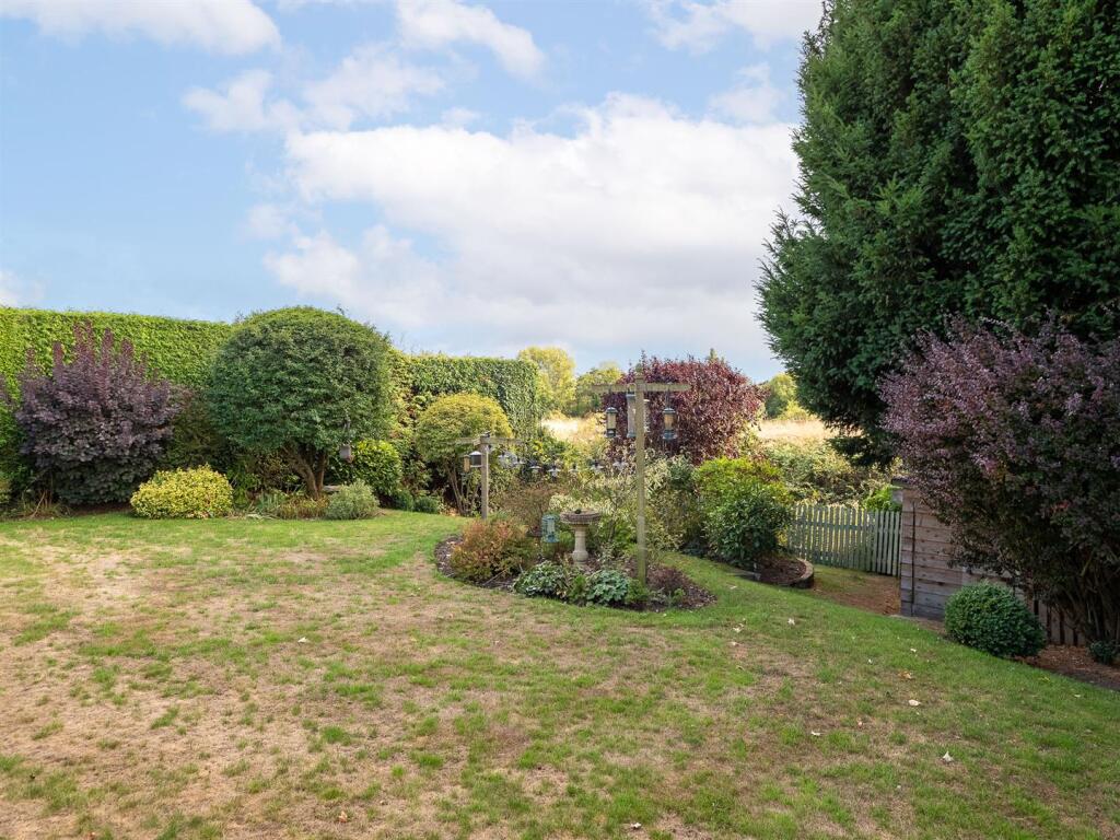 Additional image 35 of Stratford Road, Wootton Wawen