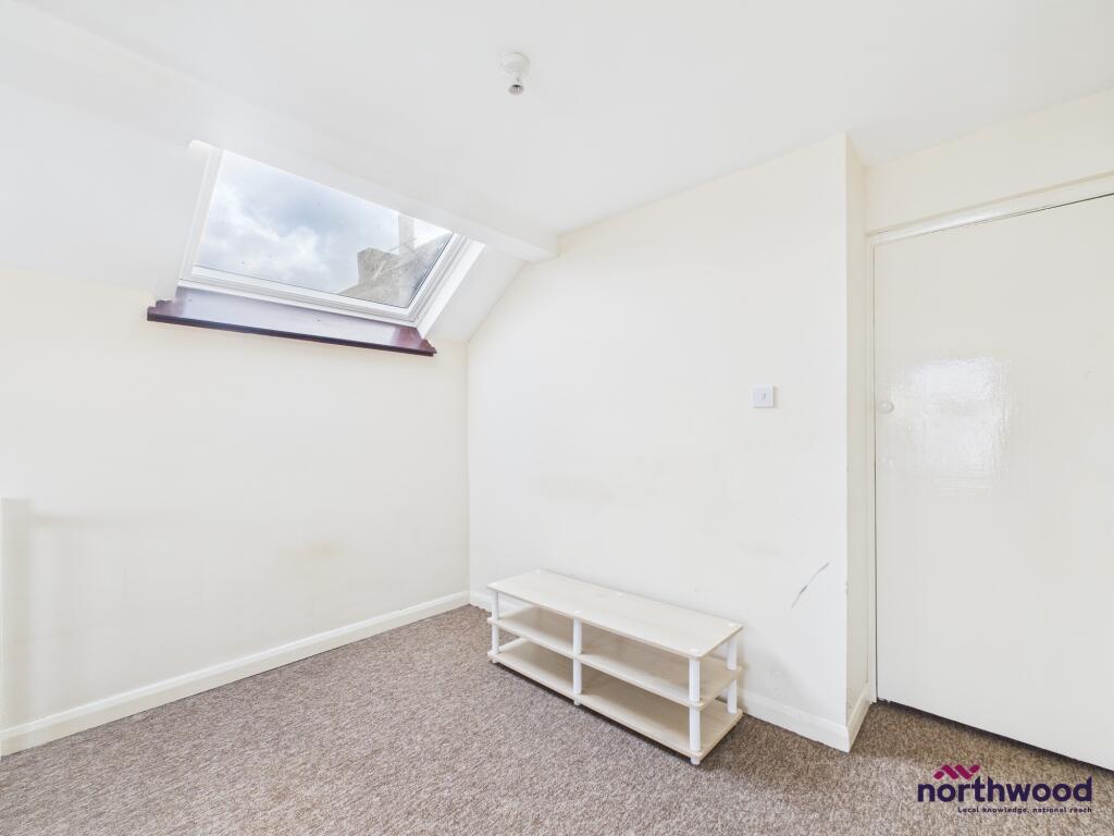 Jevington Gardens, Lower Meads, Eastbourne, BN21 photo 3