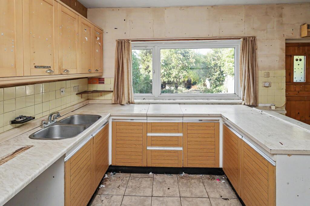 House in Romford - View 4