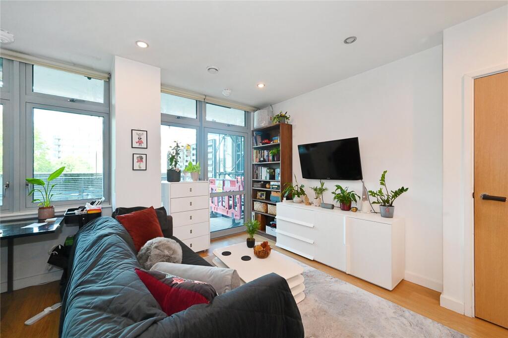 Ross Way, London, E14 - View 4