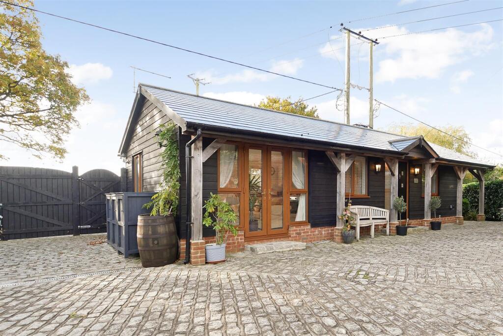 Main image of property: Eastergate Lane Walberton