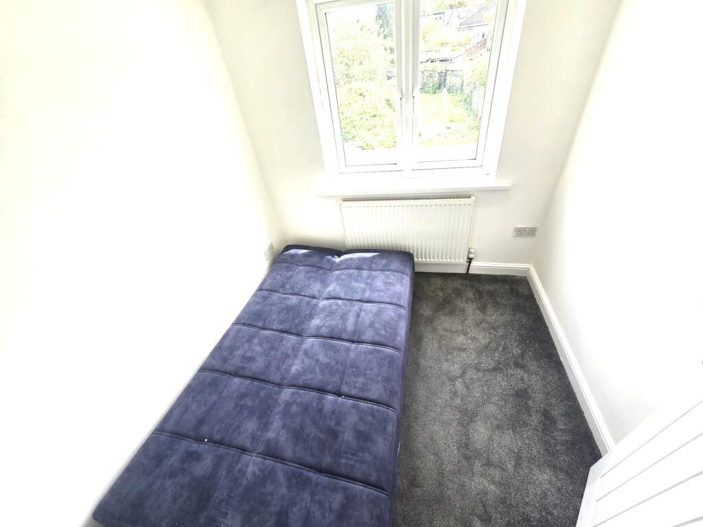 House in London - View 4