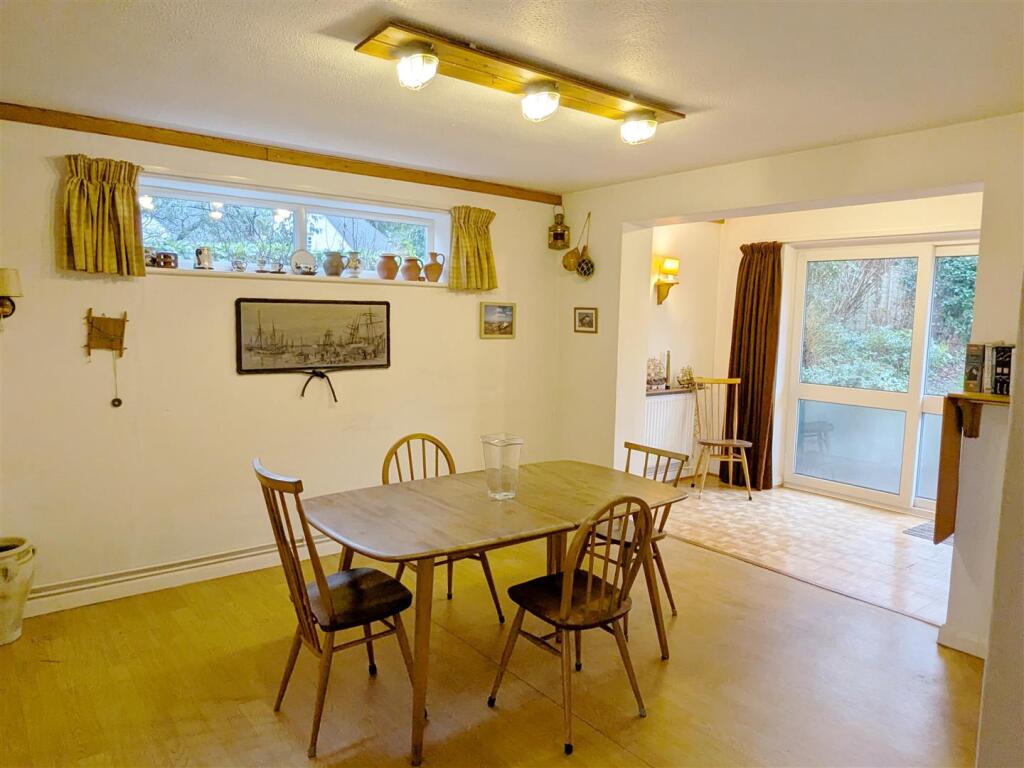 Kingsland Grange, Newbury photo 5