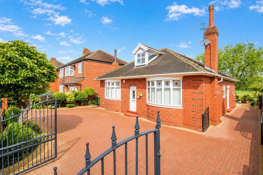 Main image of property: Hedley Crescent, Wakefield