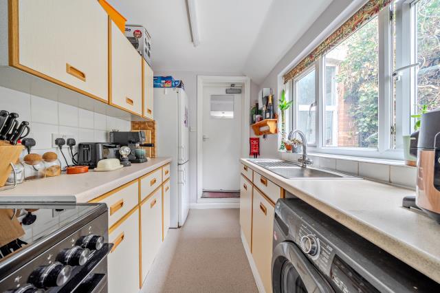 Harpsden Road, Henley-On-Thames - View 3