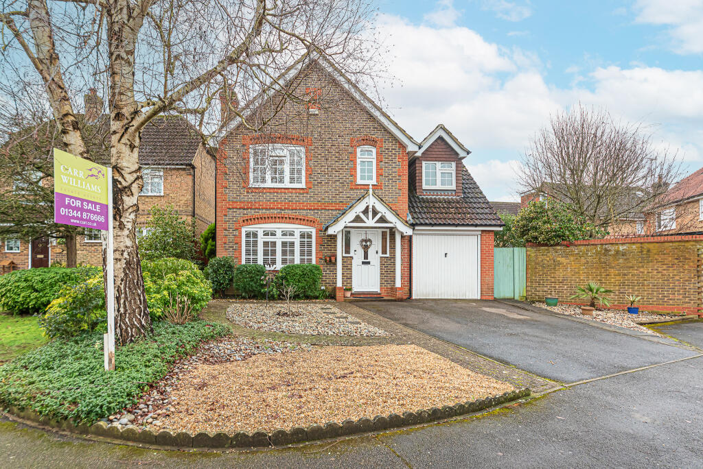 Main image of property: Saturn Croft, Winkfield Row, Bracknell, Berkshire, RG42 6PA