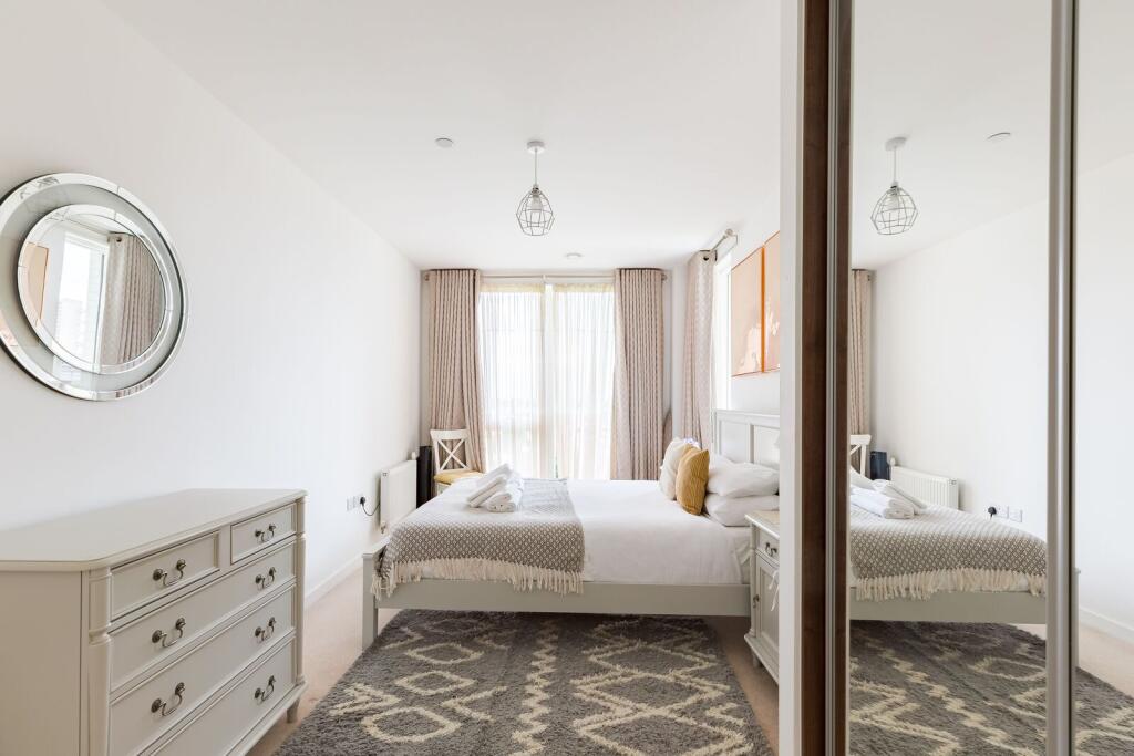 Apartment in London - More