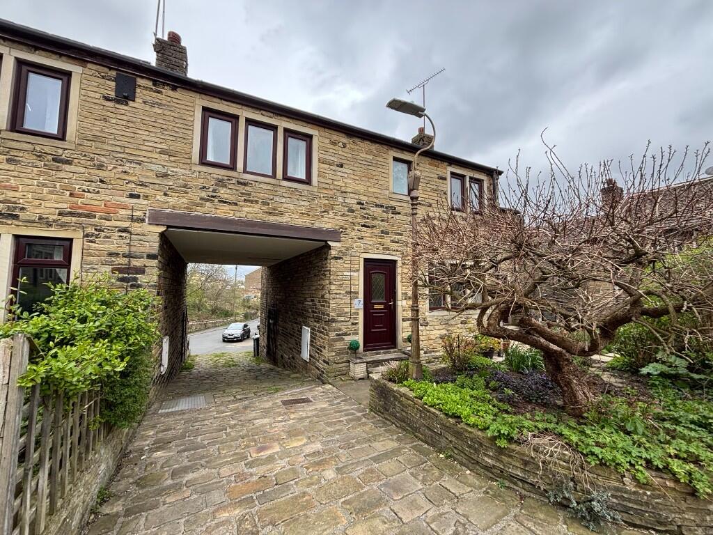 Main image of property: Crossley Hall Mews, Bradford, West Yorkshire, BD8