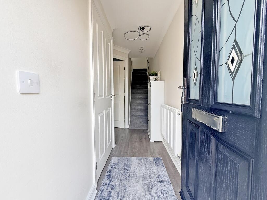 House in Cardiff, Llanharan - View 5