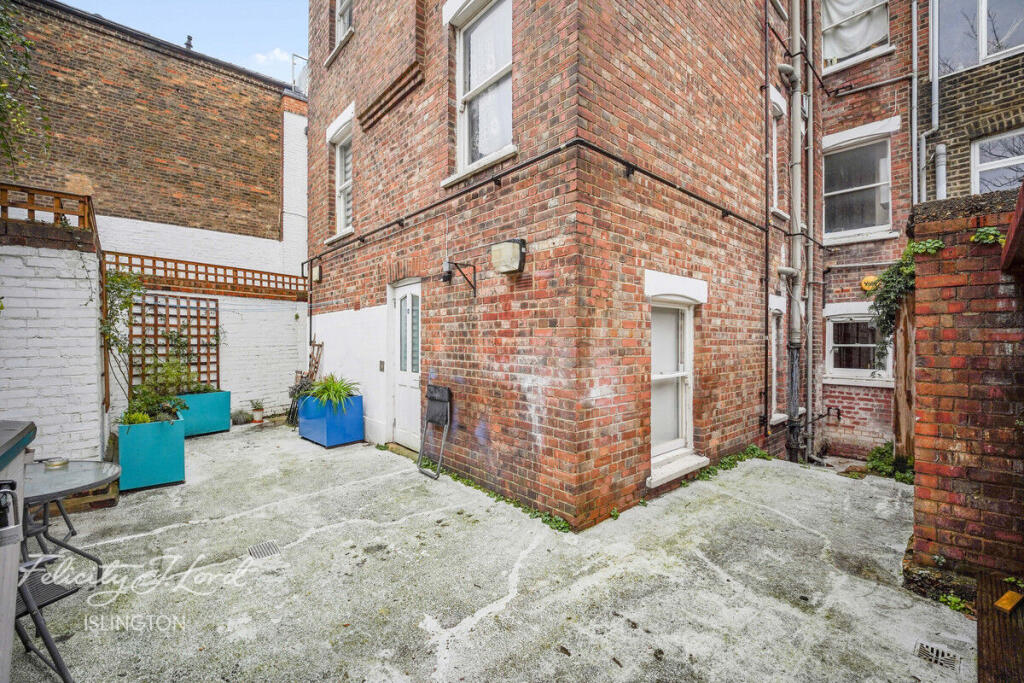 Main image of property: Albert Mansions, Liverpool Road N1