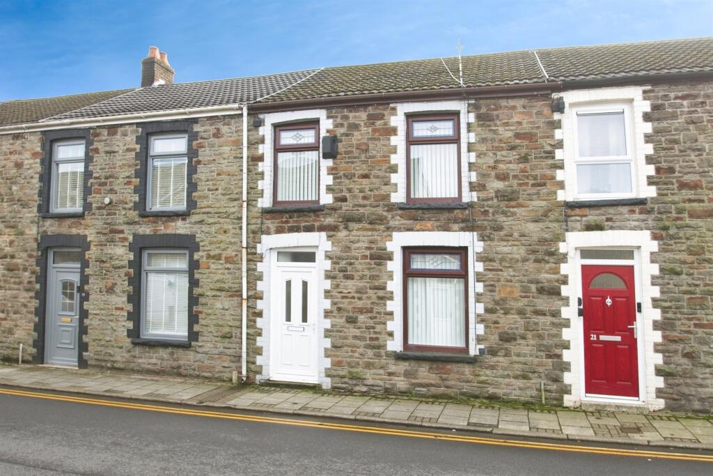 House in Cardiff, Cymmer - View 2