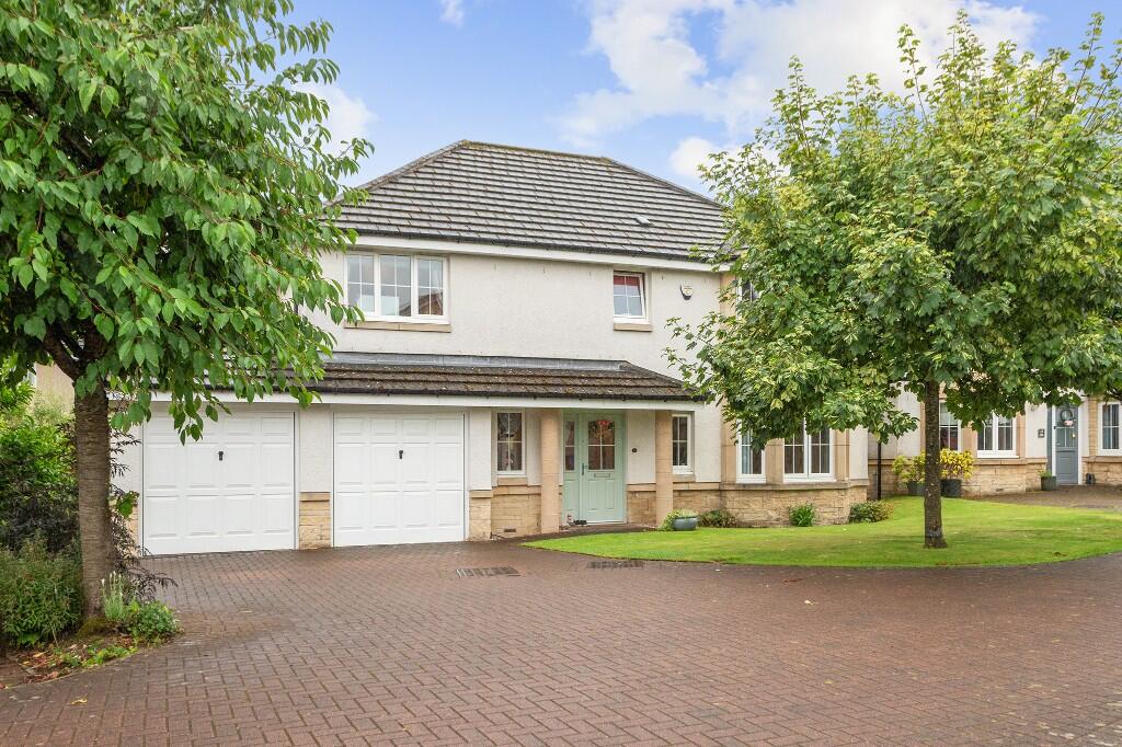 Main image of property: 18 Guthrie Crescent, Larbert, Stirlingshire, FK5 4GE