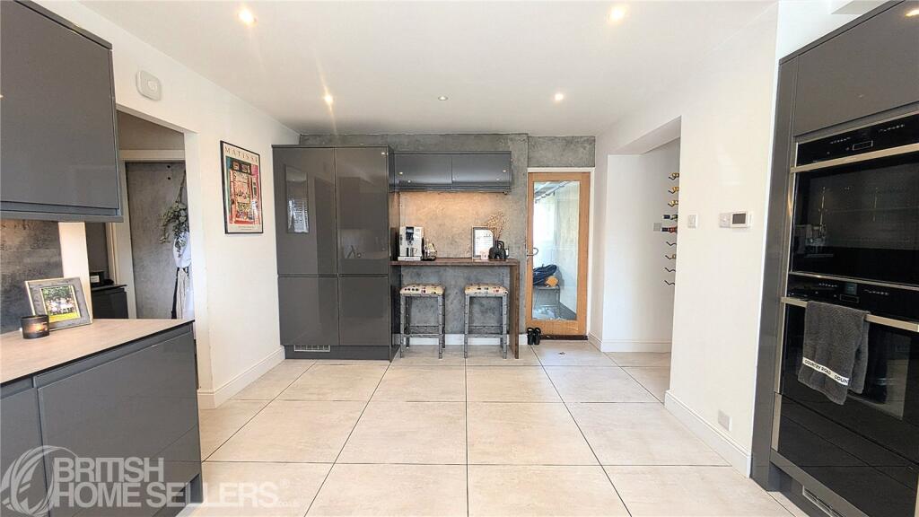 Grange View, Westleton, Saxmundham, Suffolk, IP17 photo 4